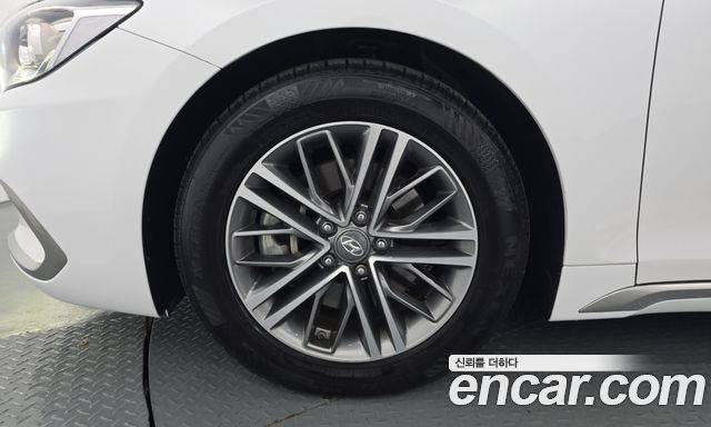 Hyundai Grandeur из Кореи Encar