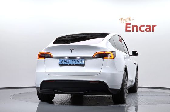 Tesla Model Y RWD — пробег 44 626 км — фото 4 из 5