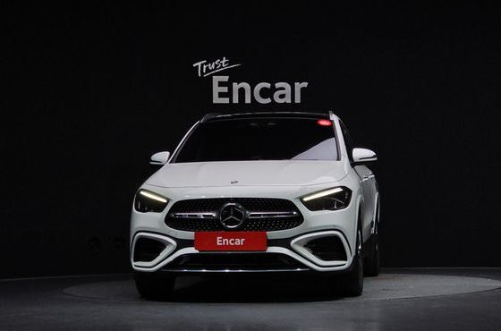Mercedes-Benz GLA-Class GLA250 4MATIC — пробег 49 684 км — фото 3 из 5