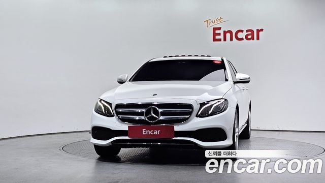 Mercedes-Benz E-Class из Кореи Encar