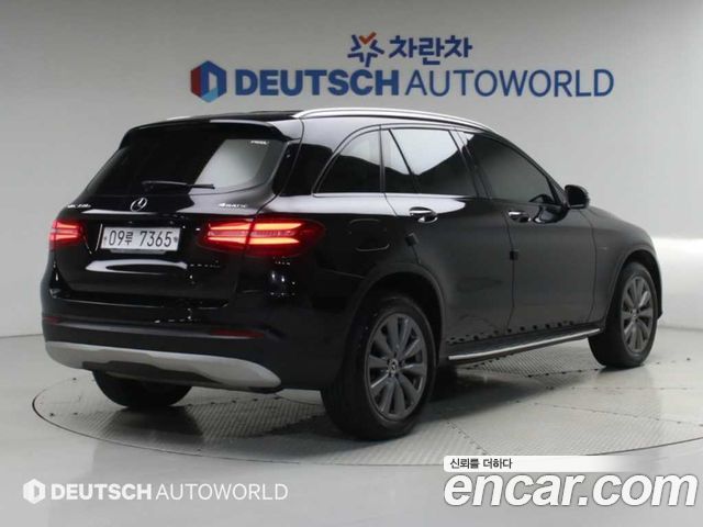 Mercedes-Benz GLC-Class GLC350e 4MATIC Premium — пробег 146 693 км — фото 2 из 5