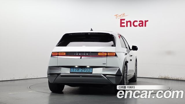 Hyundai Ioniq5 Long Range AWD Prestige — пробег 28 670 км — фото 4 из 5