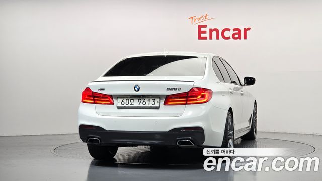 BMW 5-Series 520d xDrive M Sport Package Plus — пробег 96 755 км — фото 4 из 5