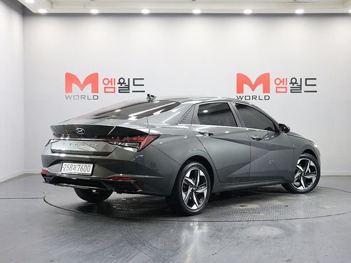 Hyundai AVANTE 1.6 Inspiration — пробег 83 000 км — фото 3 из 5