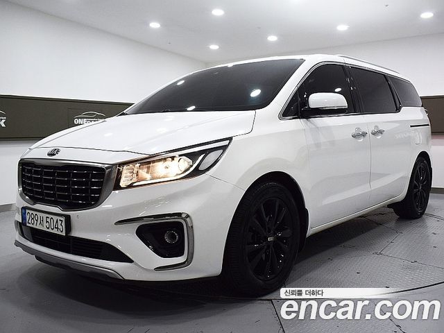 Kia Carnival из Кореи Encar