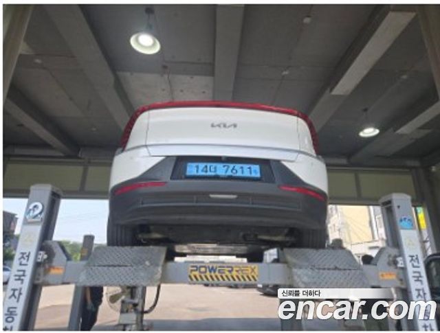 Kia EV6 из Кореи Encar