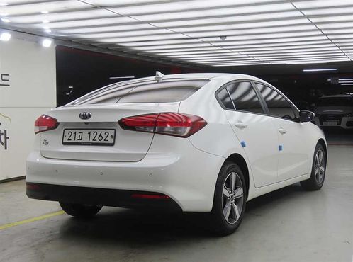 Kia K3 Trendy — пробег 37 920 км — фото 4 из 5