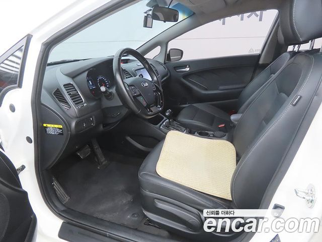Kia K3 Trendy — пробег 37 920 км — фото 5 из 5