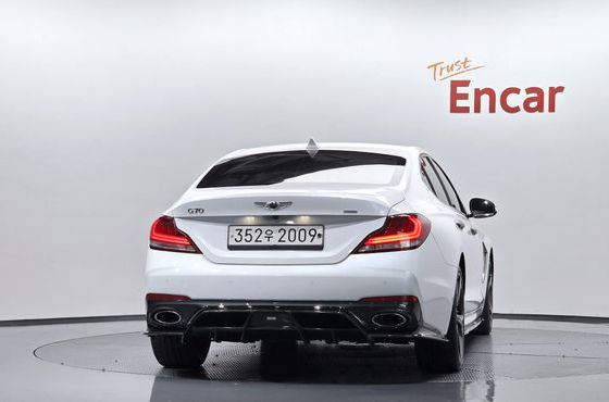 Genesis G70 2.0T Sport Package — пробег 105 590 км — фото 4 из 5