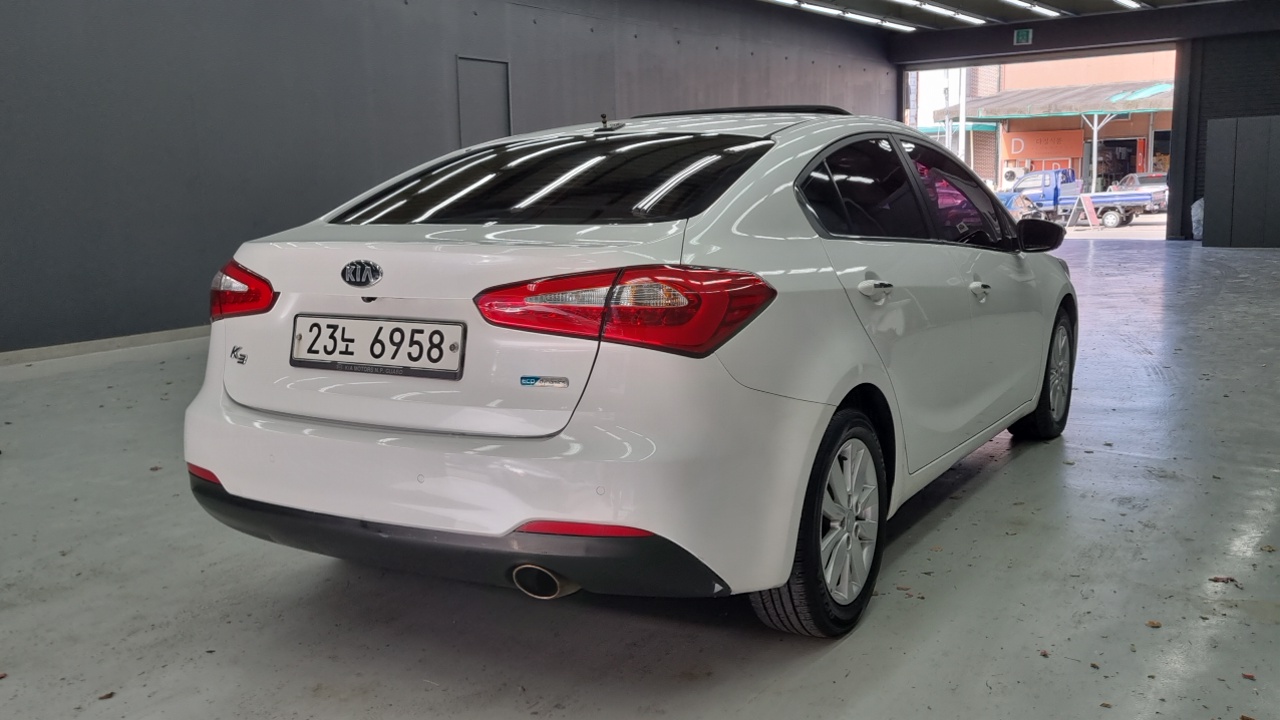 Kia K3 из Кореи Encar