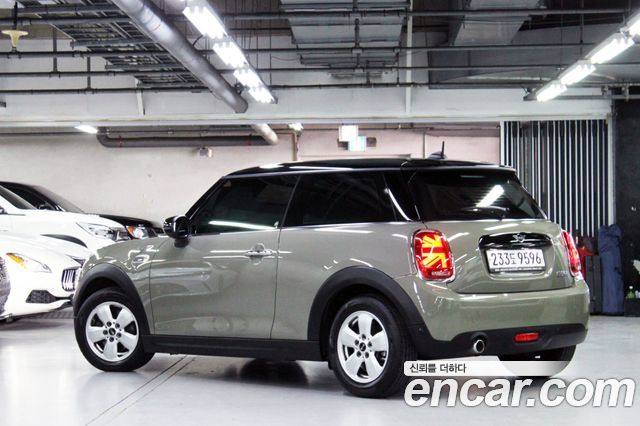 Mini Cooper Standard Third Generation — пробег 42 500 км — фото 4 из 5