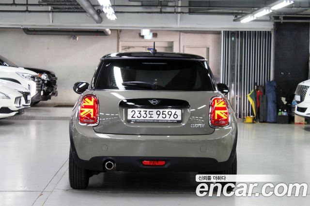 Mini Cooper Standard Third Generation — пробег 42 500 км — фото 5 из 5