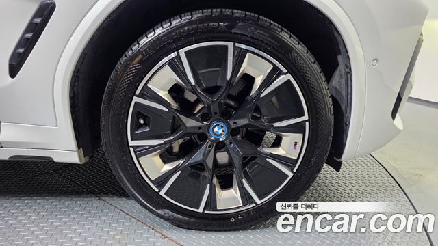 BMW iX3 M Sports — пробег 79 210 км — фото 5 из 5