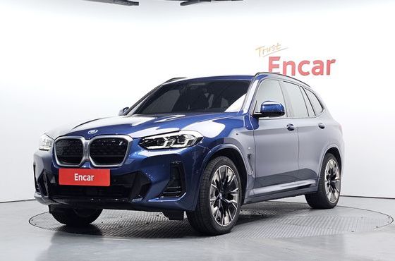 BMW iX3 M Sports — пробег 46 890 км — фото 1 из 5