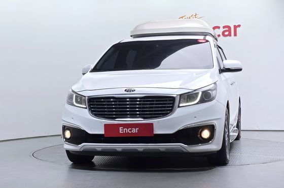 Kia Carnival 9-seater Luxury — пробег 204 969 км — фото 3 из 5