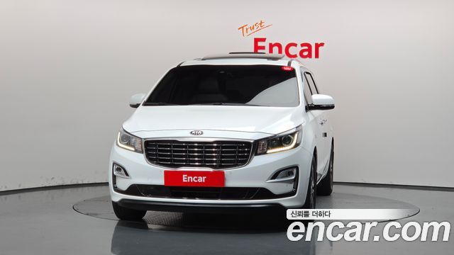 Kia Carnival 11-Seater Prestige — пробег 103 661 км — фото 3 из 5