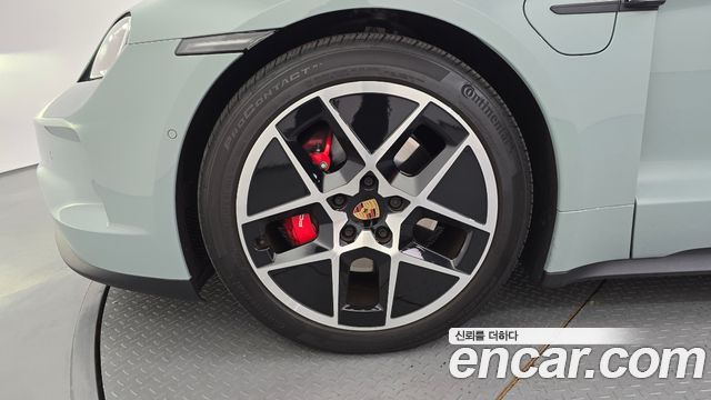 Porsche Taycan из Кореи Encar