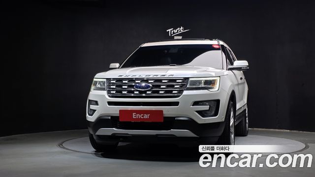 Ford Explorer 2.3 Limited 4WD 5th — пробег 52 701 км — фото 3 из 5
