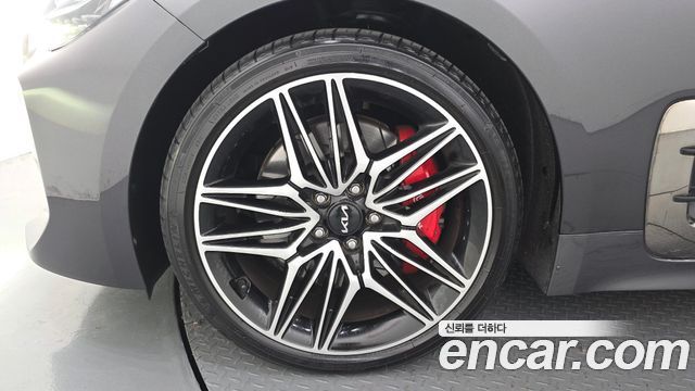 Kia Stinger из Кореи Encar