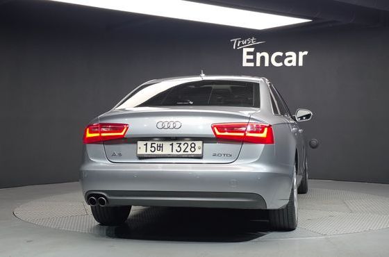 Audi A6 2.0 TDI Dynamic C7 — пробег 113 359 км — фото 4 из 5
