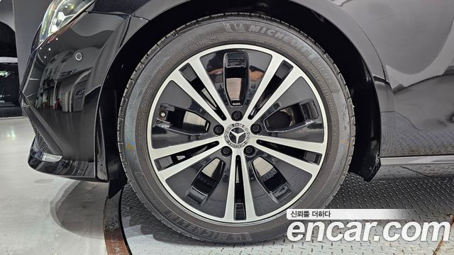 Mercedes-Benz E-Class E250 Avantgarde — пробег 47 732 км — фото 5 из 5