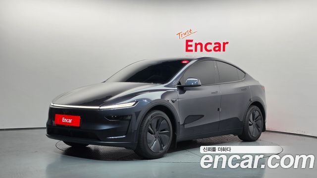 Tesla Model Y Premium RWD — пробег 8 843 км — фото 1 из 5