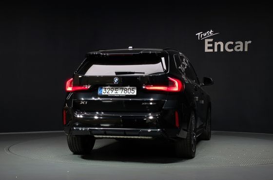 BMW X1 xDrive 20i M Sport — пробег 5 341 км — фото 4 из 5