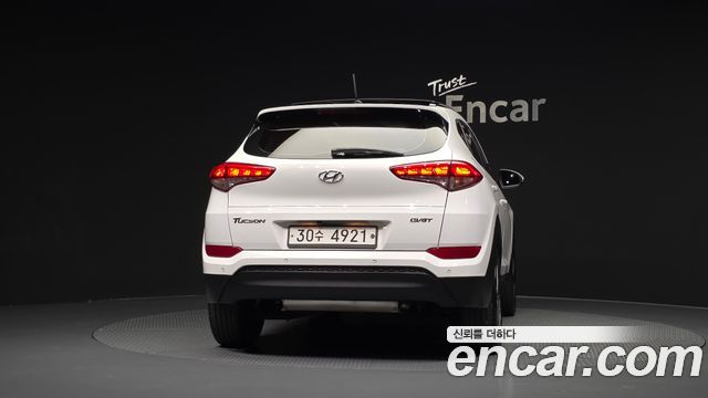 Hyundai Tucson Diesel 1.7 2WD Modern — пробег 111 673 км — фото 4 из 5