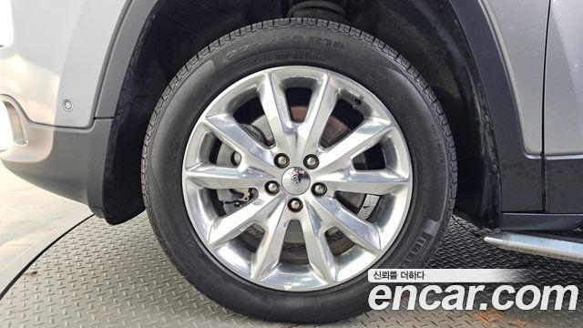 Jeep Cherokee 2.4 Longitude AWD — пробег 122 877 км — фото 5 из 5