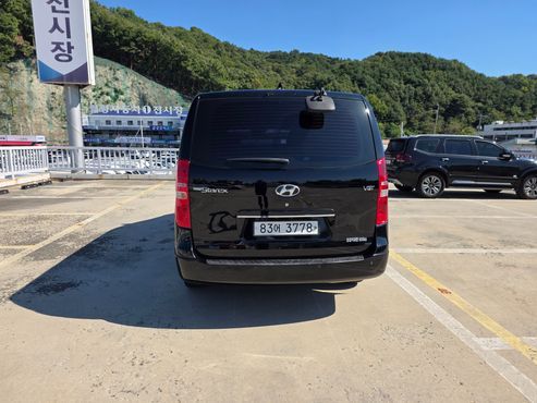 Hyundai Starex Van 3-Seater Smart — пробег 120 000 км — фото 3 из 5