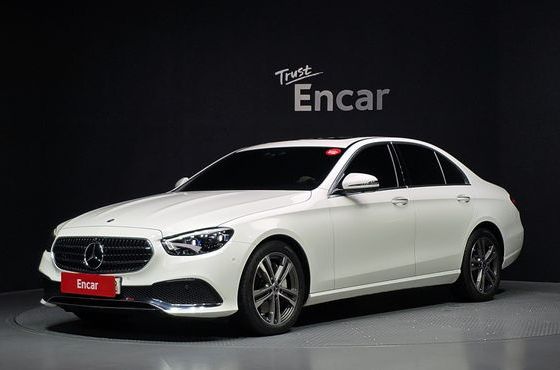 Mercedes-Benz E-Class E350 4MATIC Avantgarde — пробег 20 855 км — фото 1 из 5