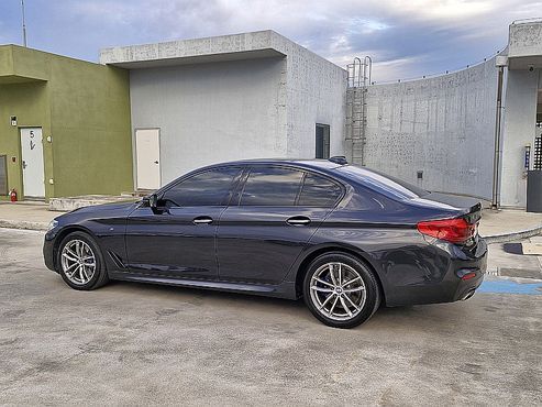BMW 5-Series 530i M Sport Package Plus — пробег 131 254 км — фото 5 из 5