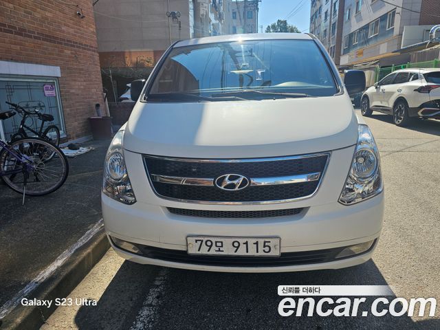 Hyundai Starex 12-Seater Wagon CVX Luxury — пробег 156 647 км — фото 1 из 5
