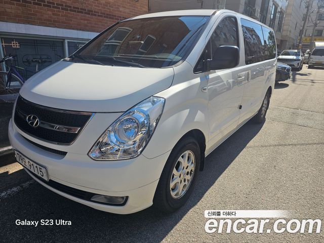 Hyundai Starex 12-Seater Wagon CVX Luxury — пробег 156 647 км — фото 3 из 5