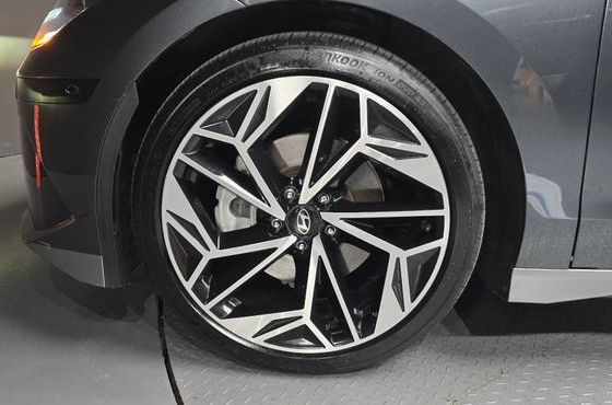 Hyundai Ioniq6 Long Range Exclusive + — пробег 70 304 км — фото 5 из 5