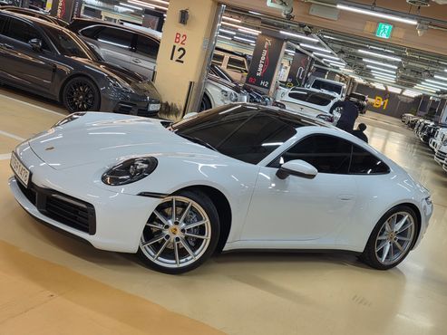 Porsche 911 Carrera — пробег 21 000 км — фото 1 из 5