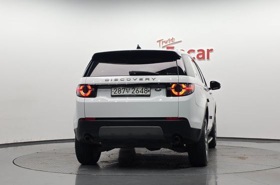 Land Rover Discovery Sport 2.0 TD4 SE (150PS) — пробег 103 976 км — фото 4 из 5