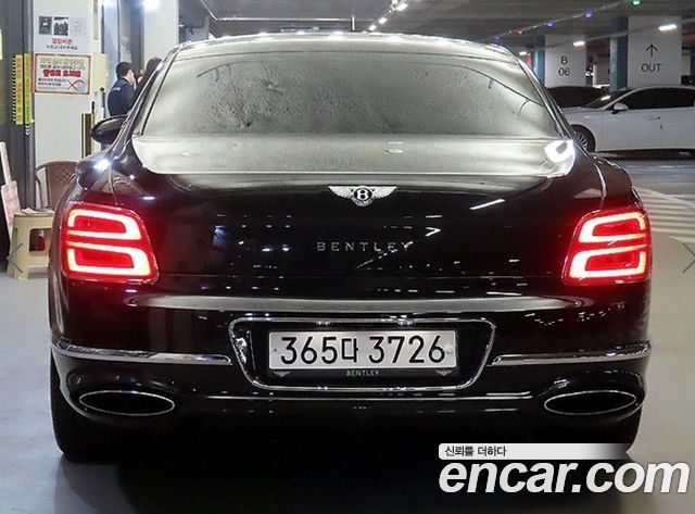 Bentley Flying Spur 6.0 — пробег 24 290 км — фото 5 из 5