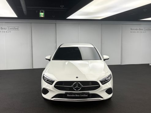 Mercedes-Benz A-Class A220 Hatchback — пробег 1 049 км — фото 3 из 5
