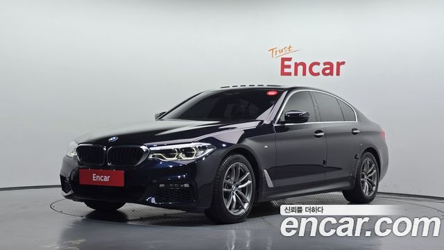BMW 5-Series 520d xDrive M Sport Package — пробег 117 777 км — фото 1 из 5
