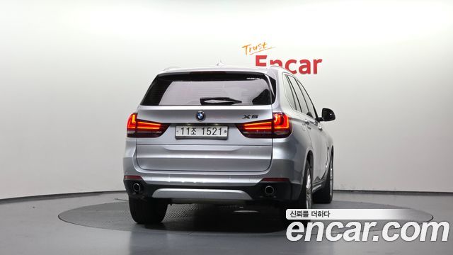BMW X5 xDrive 30d — пробег 100 350 км — фото 4 из 5