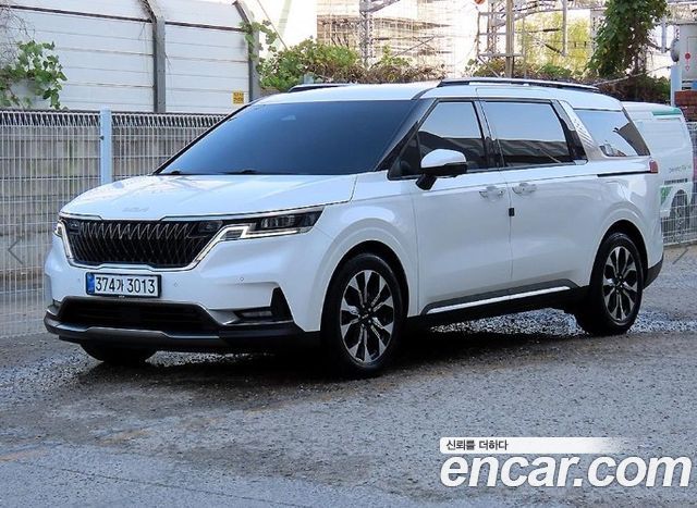 Kia Carnival Diesel 9-Seater Signature — пробег 204 348 км — фото 1 из 5