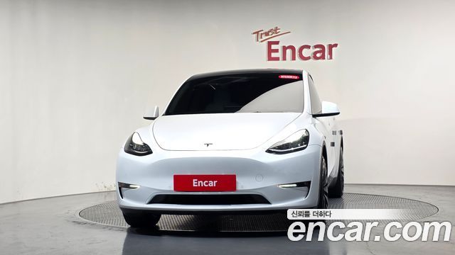 Tesla Model Y Long Range AWD — пробег 73 504 км — фото 3 из 5
