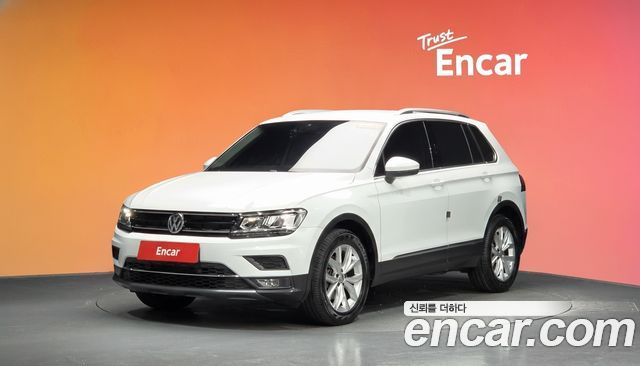 Volkswagen Tiguan 2.0 TDI Premium — пробег 35 817 км — фото 1 из 5