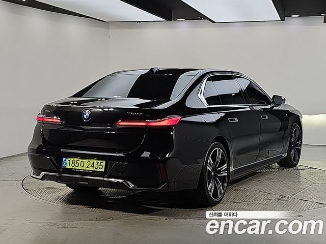 BMW 7-Series 750e xDrive M Sport — пробег 20 754 км — фото 4 из 5