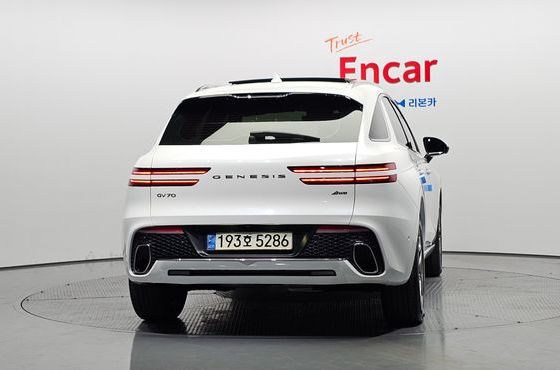 Genesis GV70 2.5T Gasoline AWD — пробег 82 259 км — фото 4 из 5