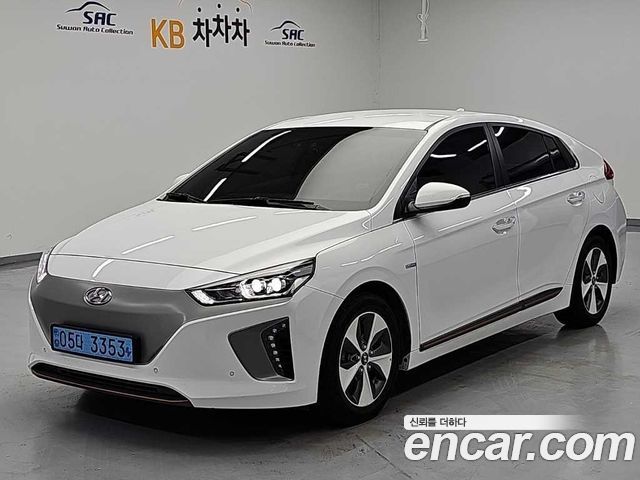 Hyundai Ioniq Q — пробег 73 499 км — фото 1 из 5