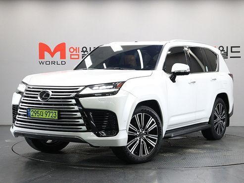 Lexus LX 700h Luxury — пробег 17 926 км — фото 1 из 5