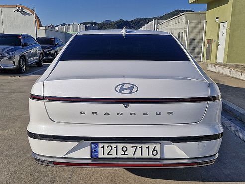 Hyundai Grandeur 2,5 Gasoline 2WD Exclusive — пробег 82 924 км — фото 4 из 5