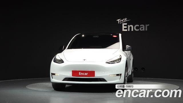 Tesla Model Y Long Range AWD — пробег 131 324 км — фото 3 из 5